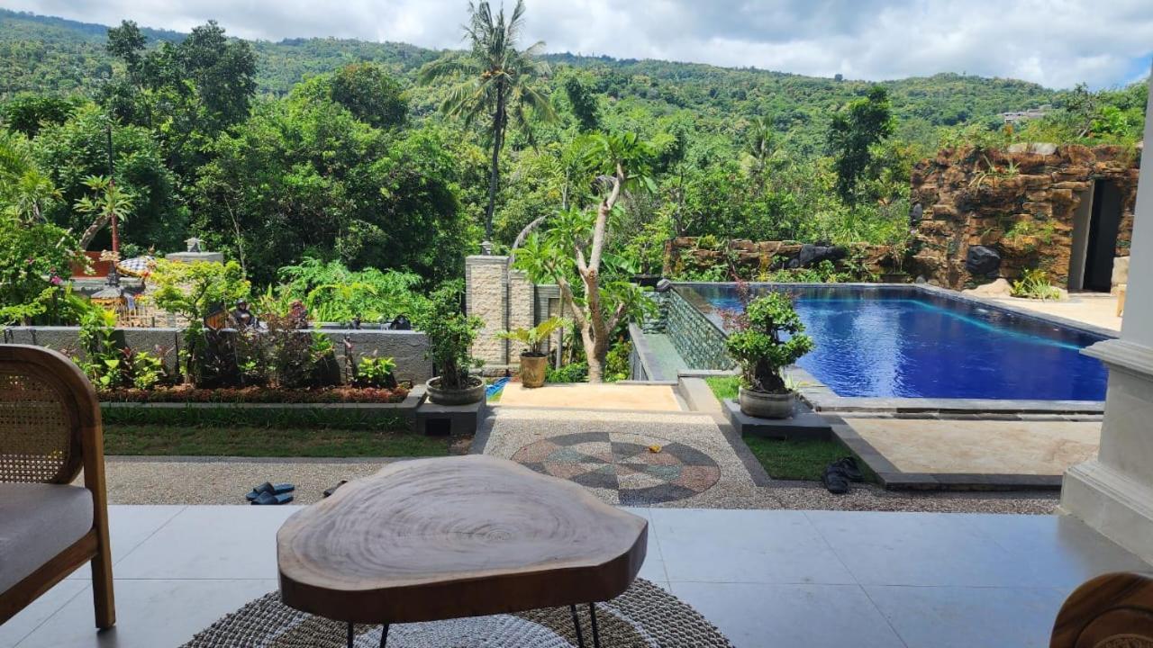 Bukit Indah * Lovina