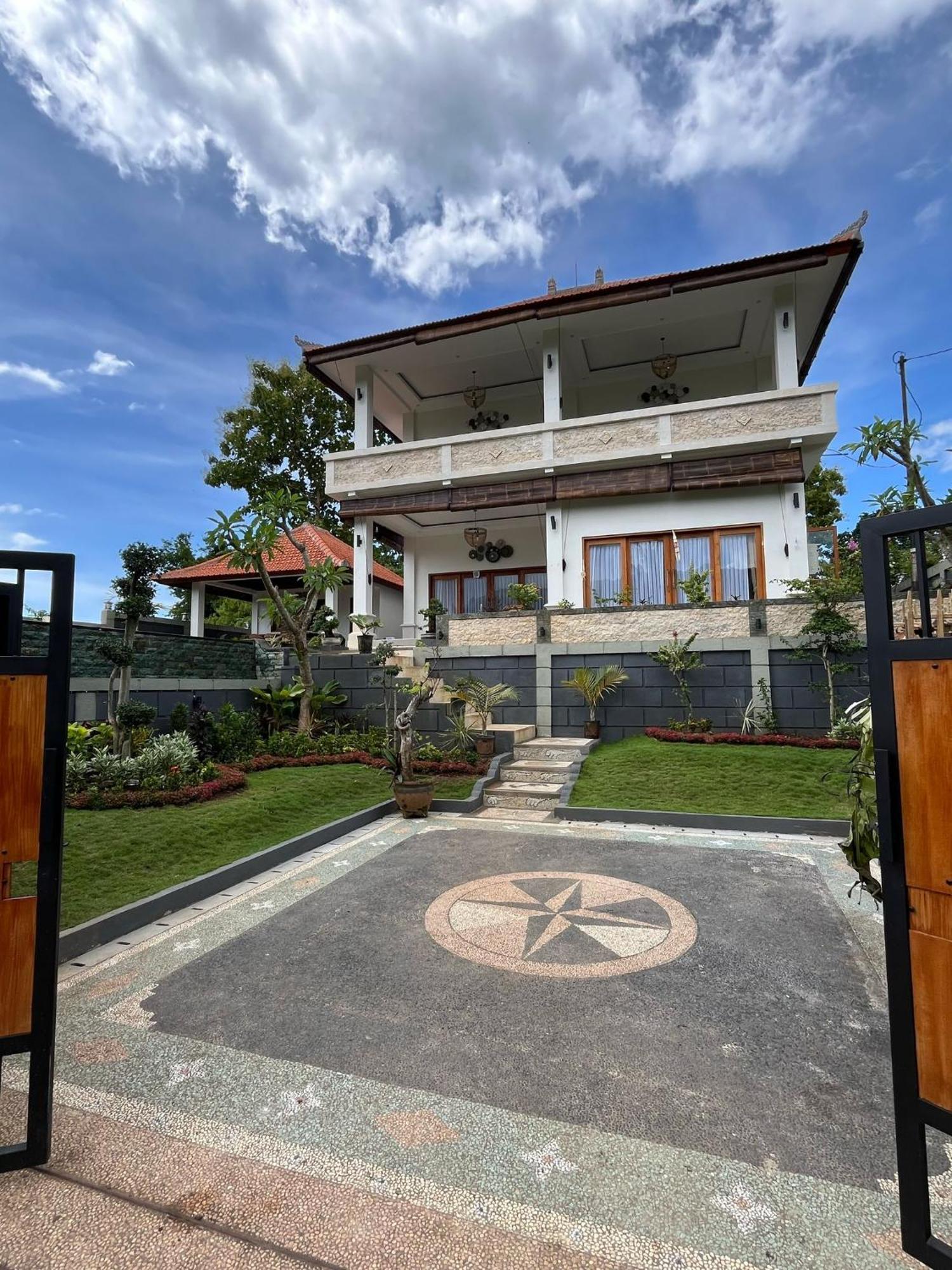 Villa Bukit Indah *